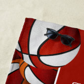 バスケットボールの多くのアスリートチーム名レッドホワイト ビーチタオル (インサイチュ)