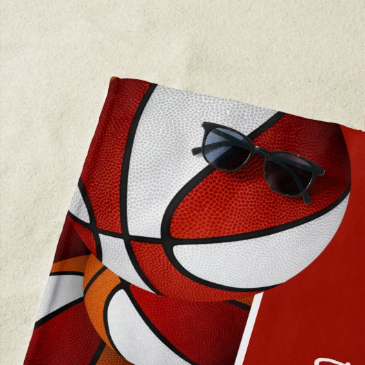 バスケットボールの多くのアスリートチーム名レッドホワイト ビーチタオル (インサイチュ)