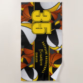 バスケットボールの女の子や男の子チームの多くの黒い金ゴールド ビーチタオル (正面)