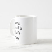 バスケットボールの観戦は私のパパのセラピー コーヒーマグカップ (正面左)