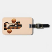 バスケットボールの選手がバスケットボールで1位だ。 ラゲッジタグ (正面横)