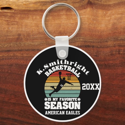 バスケットボールは私のシーズンお気に入りのだ キーホルダー (裏面)