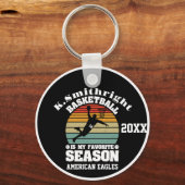 バスケットボールは私のシーズンお気に入りのだ キーホルダー (正面)