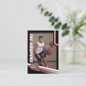バスケットボールカスタム選手のブラックトレーディングカードレッド コーリングカード (スタンド正面)