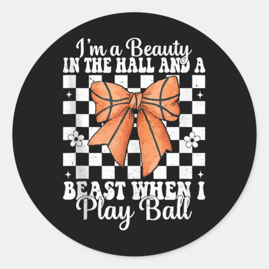 バスケットボールガールママはホールの美しいとAの ラウンドシール (正面)