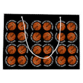 バスケットボールキッズネームスポーツハッピーバースデー ラージペーパーバッグ (裏面)