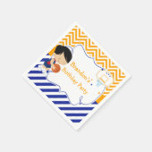 バスケットボールキュートブラックヘアボーイバースデーパーティー スタンダードカクテルナプキン (角)