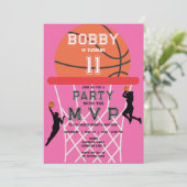 バスケットボールスポーツジャンプマンピンクウーマンガール誕生日 招待状 (スタンド正面)