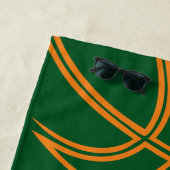 バスケットボールプレイヤー名番号コーチグリーンスポーツ ビーチタオル (インサイチュ)