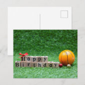 バスケットボールプレーヤーにお誕生日おめでとう　ボールを持ったプレーヤーに ポストカード (正面/裏面)