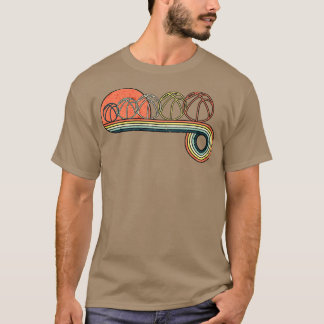バスケットボールレトロヴィンテージサンセットレインボーカラー Tシャツ