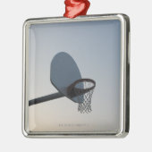 バスケットボール背板のたがおよび網。 澄んな青 メタルオーナメント (左)