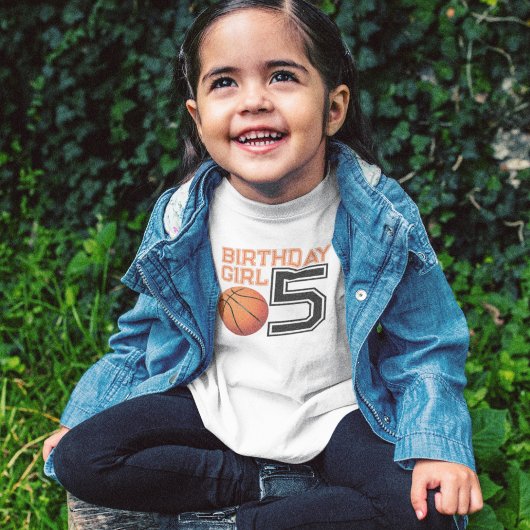 バスケットボール誕生日ガール Tシャツ