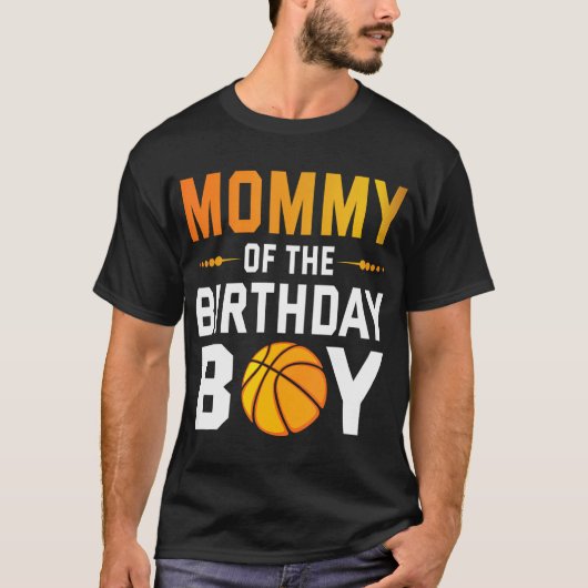 バスケットボール誕生日選手の男の子のママ幸せ Tシャツ (正面)