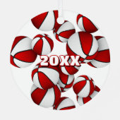 バスケットボール選手のキープサック子供の赤いチームカラー メタルオーナメント (裏面)