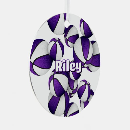 バスケットボール選手のキープサーキッズ名パープルホワイト メタルオーナメント (正面右)