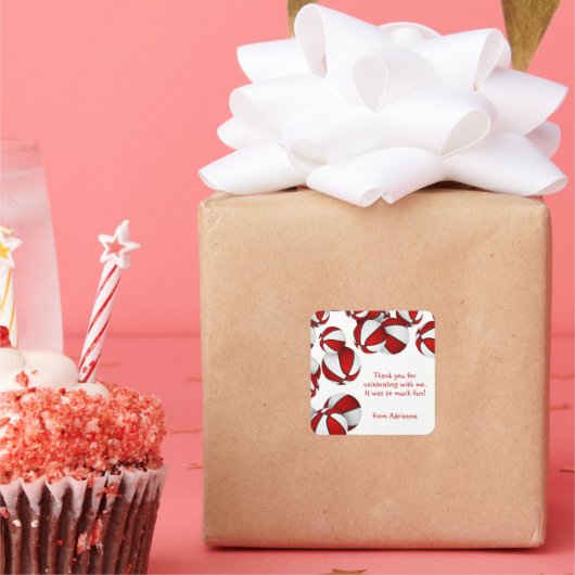 バスケットボール選手のスポーツパーティー赤い白 スクエアシール (パーティー)