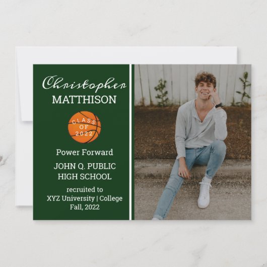 バスケットボール選手の写真卒業発表 招待状 (正面)