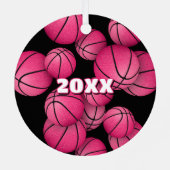 バスケットボール選手の女子の名前の記念年 メタルオーナメント (裏面)