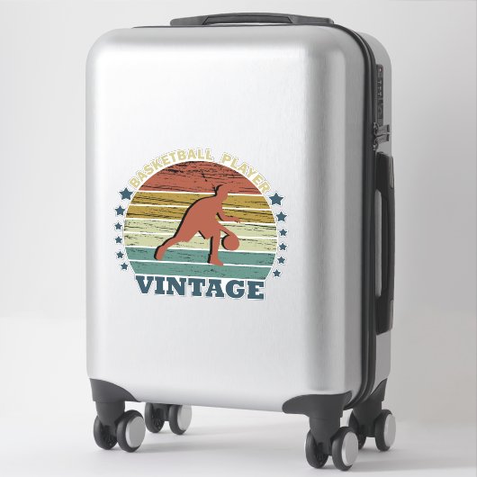 バスケットボール選手ドリブルのレトロサンセットスタイル シール (スーツケース)