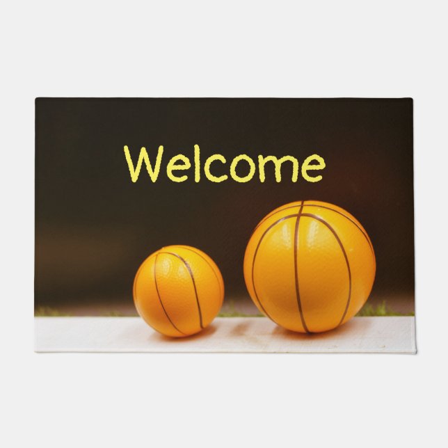 バスケットボール2個を黒にして歓迎 ドアマット (正面)