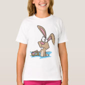 バスケット付きのイースターバニー Tシャツ (正面)
