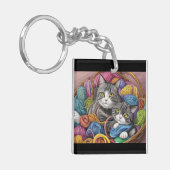 バスケット内の猫たち キーホルダー (正面左)