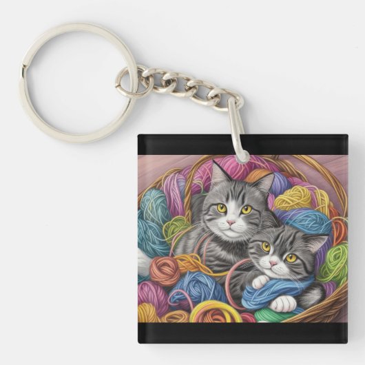 バスケット内の猫たち キーホルダー (正面)