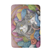 バスケット内の猫たち バスマット (正面縦)