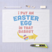 バスケット妊娠アナウンスメントにイースターおもしろい卵を入れる 薄葉紙 (クラフト)