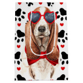 バスセットハウンドおもしろいドッグラブ赤いハートとポーズ ミディアムペーパーバッグ (裏面)