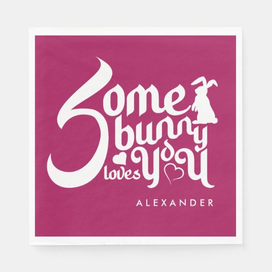 バスタイリッシュニ赤と白ープン中世タイポ スタンダードランチョンナプキン (正面)