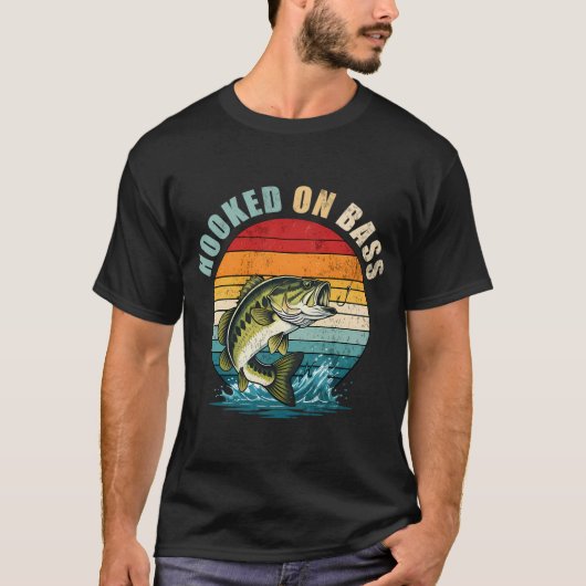 バスフィッシングにハマる Tシャツ (正面)