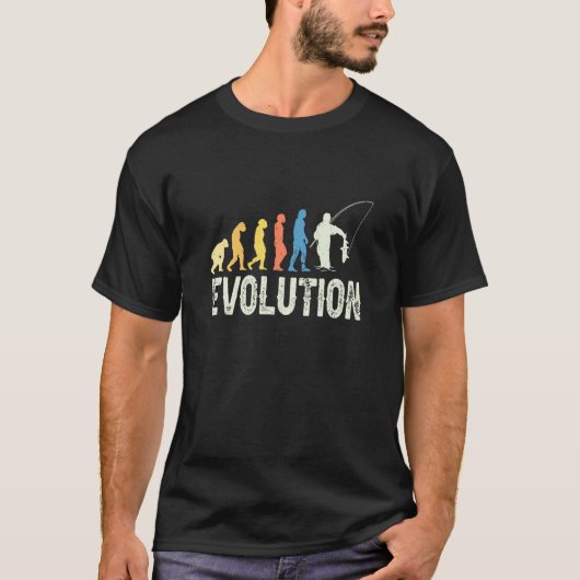 バスフィッシングをする漁師の人類の進化 Tシャツ (正面)