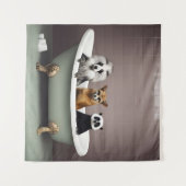 バスルームおもしろいの浴槽に座っている動物 タペストリー (正面(横))