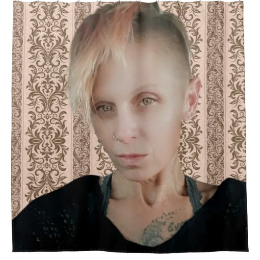 バスルームのブリジェット シャワーカーテン (正面)