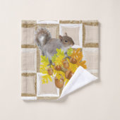 バスルーム用タオルが茶色いリスのドングリをセット バスタオルセット (ウォッシュタオル)