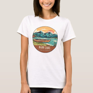 バスレイクカリフォルニアボーティング魚釣りエンブレム Tシャツ