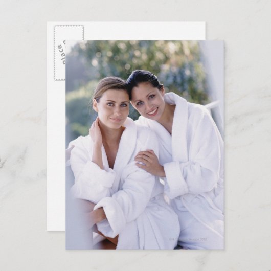 バスローブを着た2人の女性 ポストカード (正面/裏面)