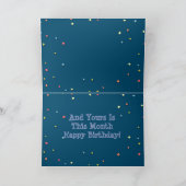 バセットハウンドが付いているおもしろいで及びかわいいバースデー・カード カード (内部)