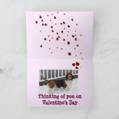 バセットハウンドとハート付きバレンタインのカード シーズンカード (内部)