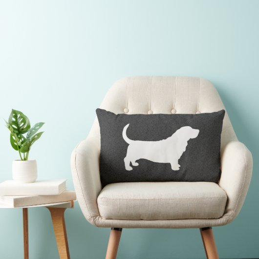 バセットハウンドのシルエットの白および灰色 ランバークッション (椅子)