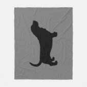 バセットハウンドシルエットグレーとブラック フリースブランケット (正面)