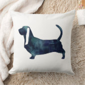 バセットハウンドドッグブラックウォーターのシルエット クッション (ブランケット)