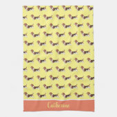 バセットハウンドパターン – 黄 キッチンタオル (縦)