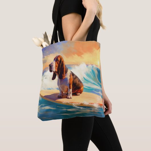 バセットハウンドビーチサーフィン絵画ズ トートバッグ (クローズアップ)