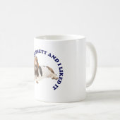 バセット犬にキスした コーヒーマグカップ (正面右)