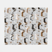 バセット犬の骨と手 フリースブランケット (正面(横))