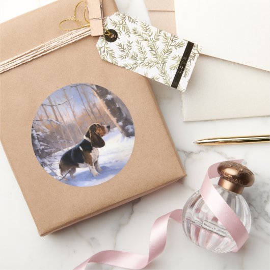 バセット・ハウンドは雪のクリスマスを過ごした ラウンドシール (ギフト)