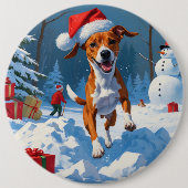 バセンジー犬が雪の冬の風景で遊ぶ 缶バッジ (正面)